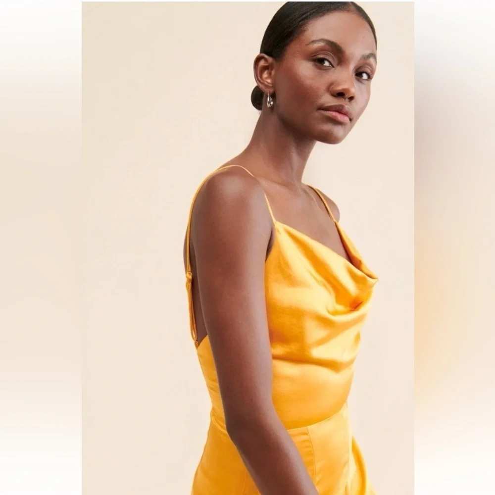 Elliatt Lydia Cowl Neck Jumpsuit XS Gold Satin NWT - Picture 2 of 4